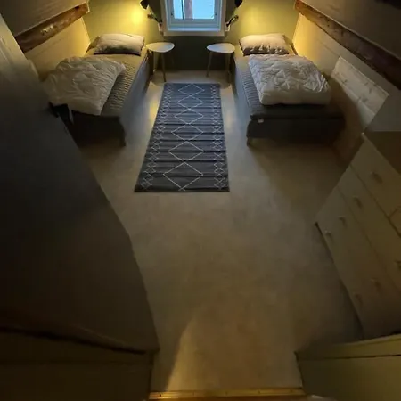 בית נופש Lofoten_beach_eggum_cabin Eggum